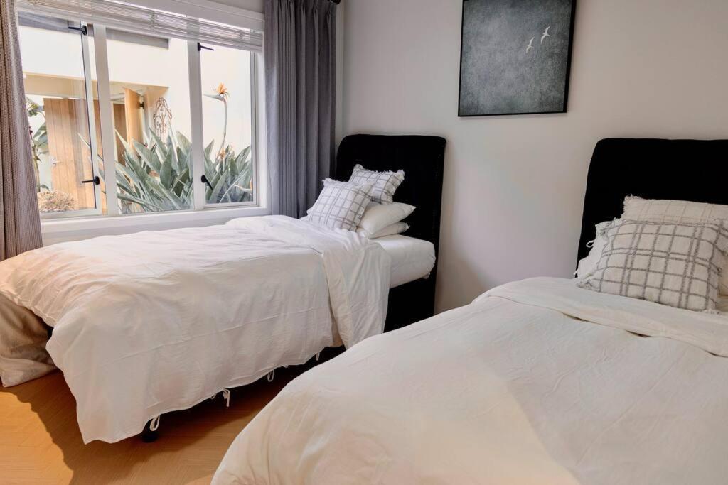 Modern Lifestyle Retreat With Stunning City View Auckland Eksteriør billede